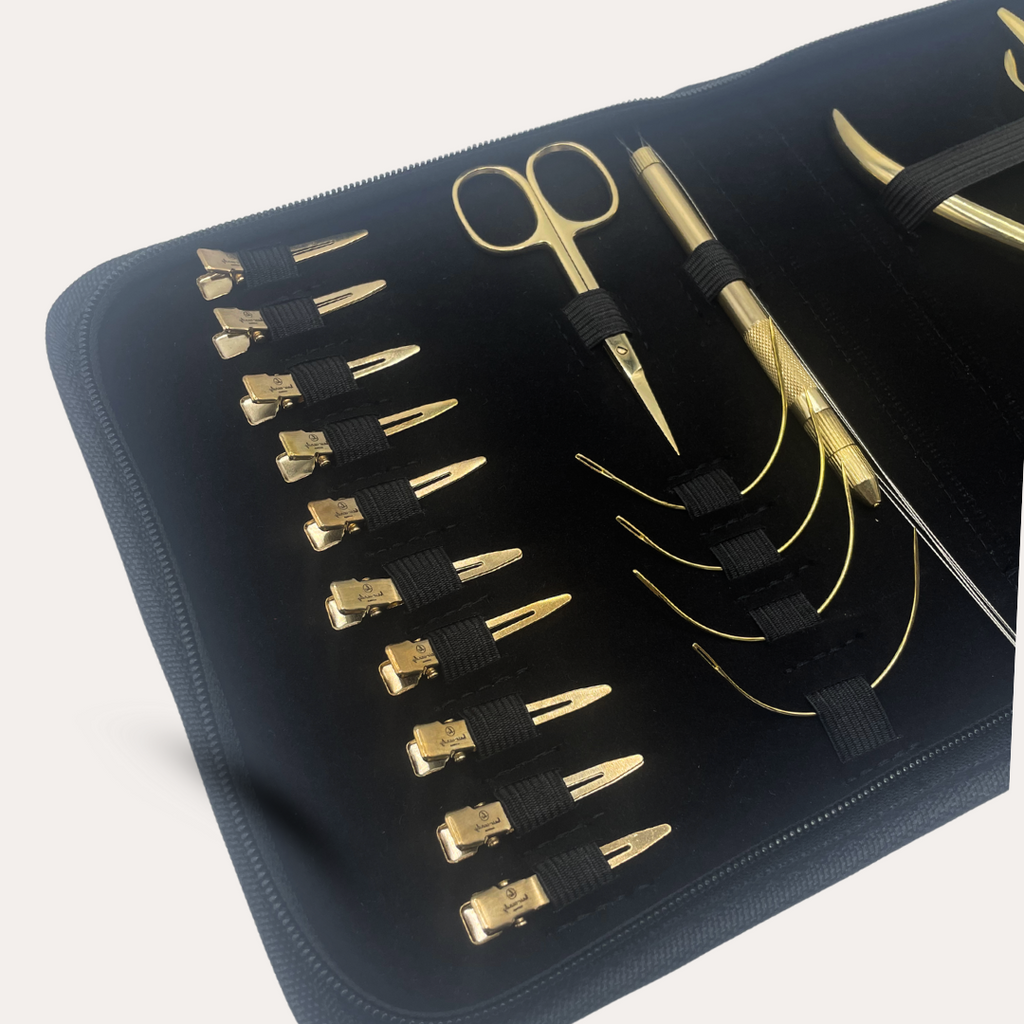 Thread needles and flat clips in Deluxe Hair Candy Tool Kit